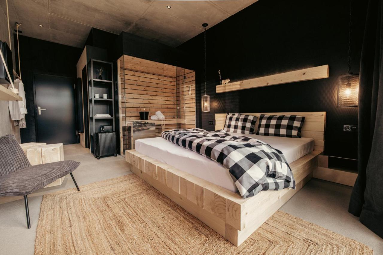 Bretterhotel Hofstetten bei Brienz Extérieur photo