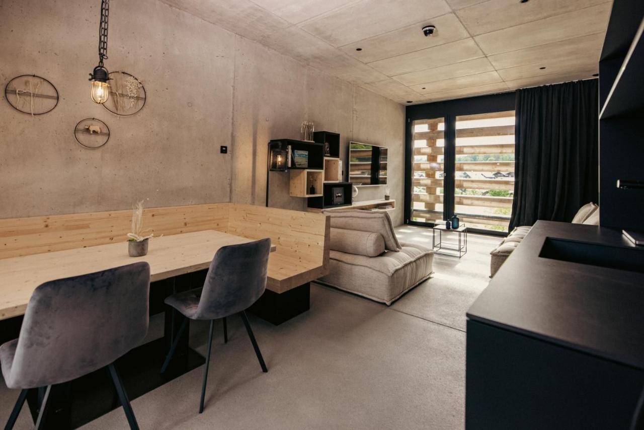Bretterhotel Hofstetten bei Brienz Extérieur photo